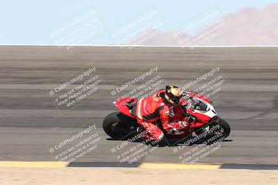 media/May-10-2025-Race Pace (Sat) [[db32fef2da]]/Vested/3-Bowl Set 1 (9am)/